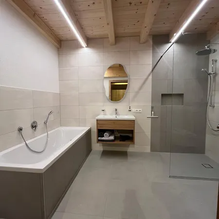 아파트 Haus Am Rua *
